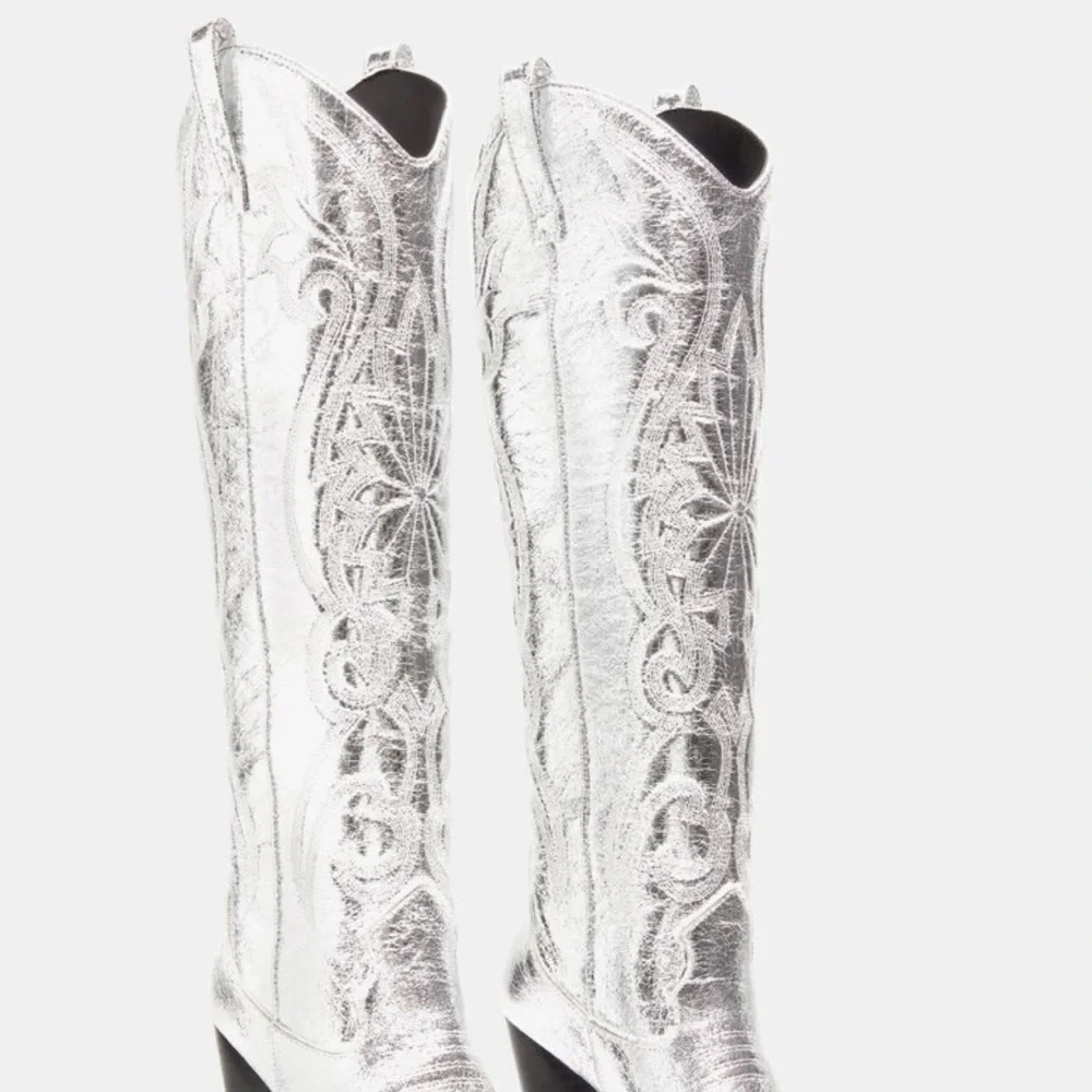 Steve Madden Lasso Silver Embossed Women's Cowboy Boots - Picture 5 of 9